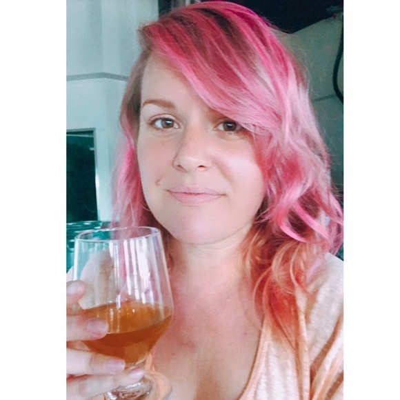 Meet your Posher, Bethany - Picture 1 of 1